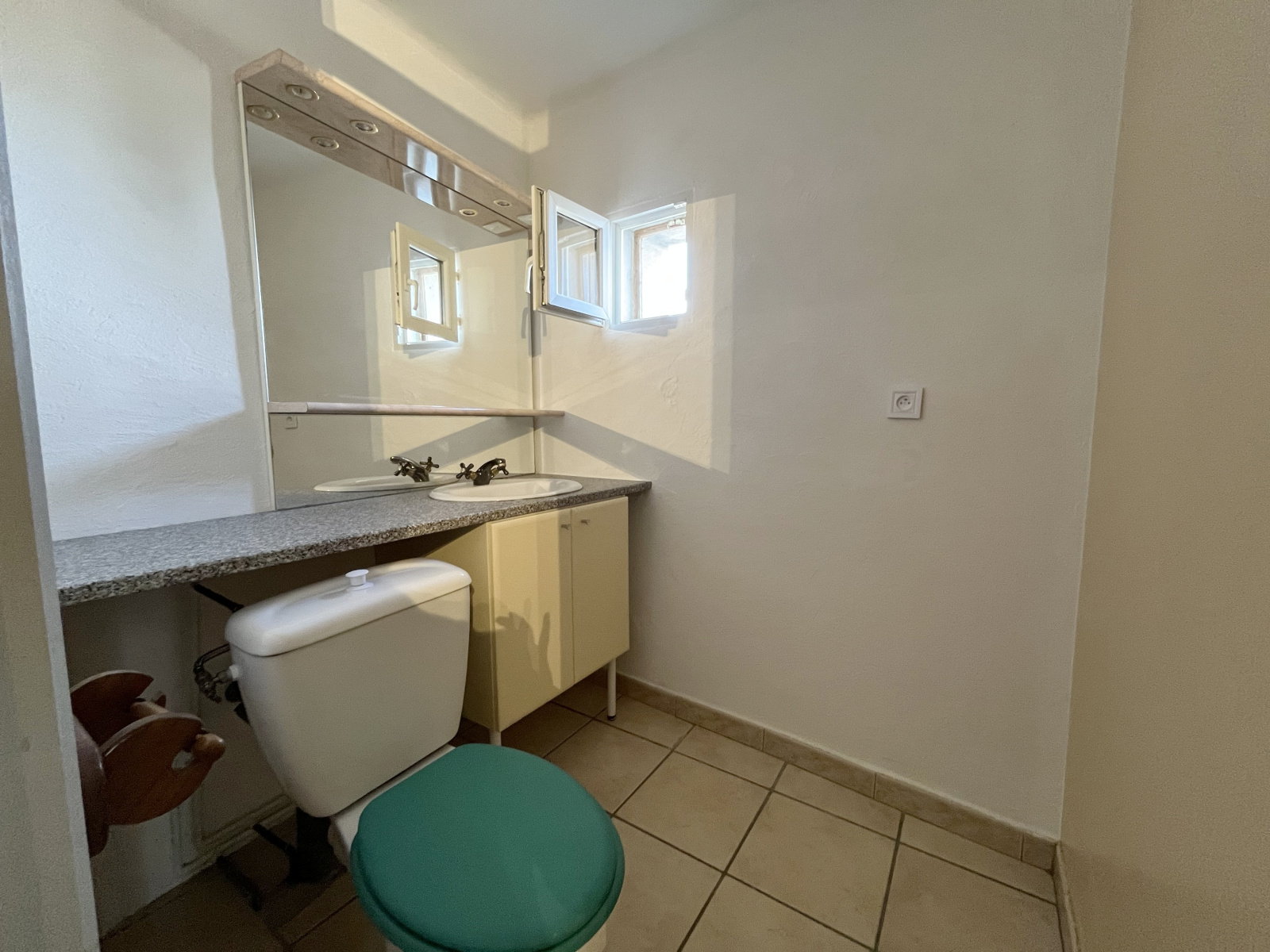 Image_, Maison de village, Montbrun-des-Corbières, ref :VMA10002225